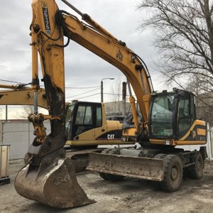 Аренда экскаватора JCB-JS-175W 
